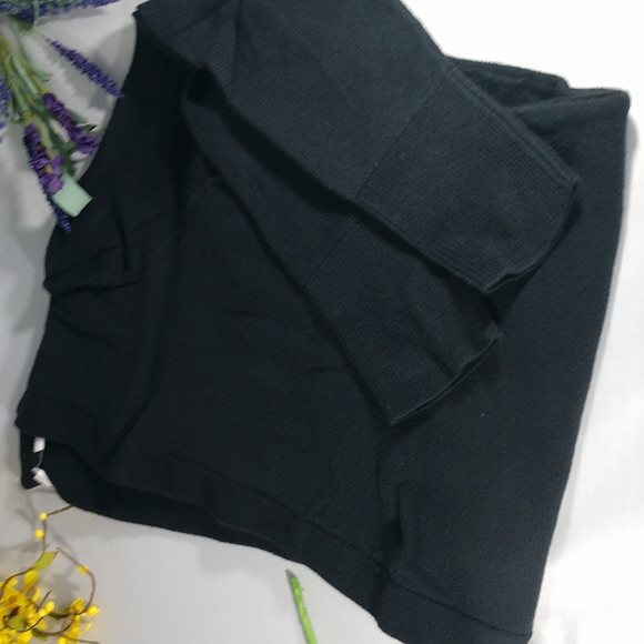 GAP Tops - Gap Waist length Open Front Sweater